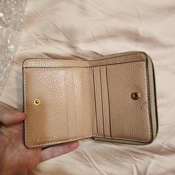 Tory Burch braided leather hand bag with matching wallet. - Picture 13 of 13